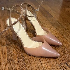 Marc Fisher Sereno Heel in NUDE